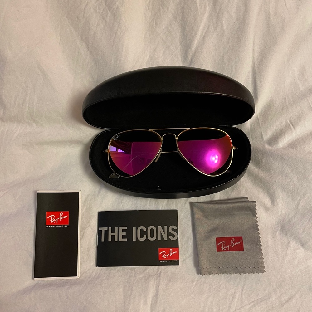 Magenta Aviator Ray Bans